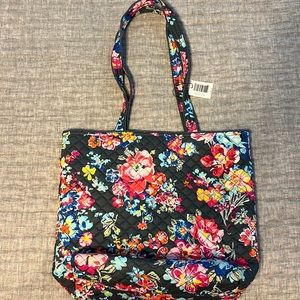 Vera Bradley tote bag